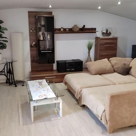 Leipzig-Neuseeland-Ferienwohnung Rötha Eksteriør bilde